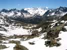 Le lac Serpent, au fond le massif des Ecrins